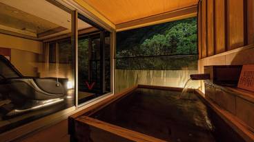 客室 / 6