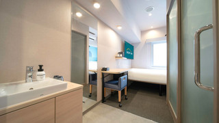 Double Room with Walk-in Shower