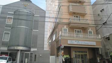 施設の入り口 / 14