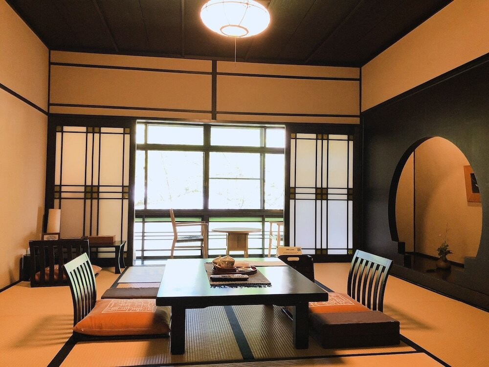 6. 【谷崎潤一郎】有馬温泉　陶泉　御所坊4089993