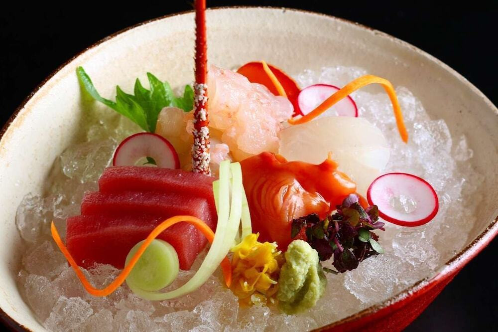 旅館のお食事処