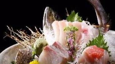 食事・飲み物 / 3