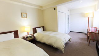 ベーシック ツインルーム シングルベッド 2 台 禁煙