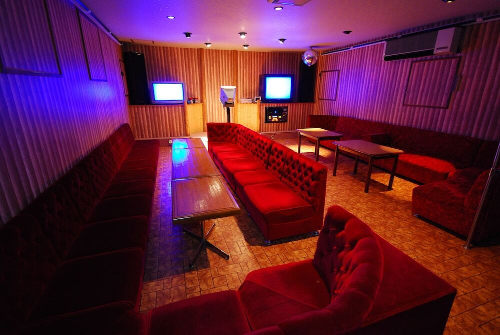 カラオケ ルーム