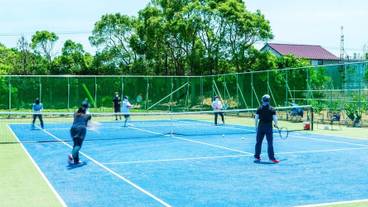 テニスコート / 2