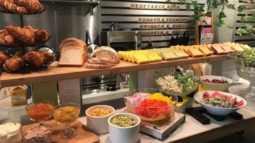 朝食ビュッフェ / 2