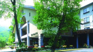 施設の入り口 / 26