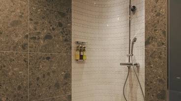 バスルーム / 32