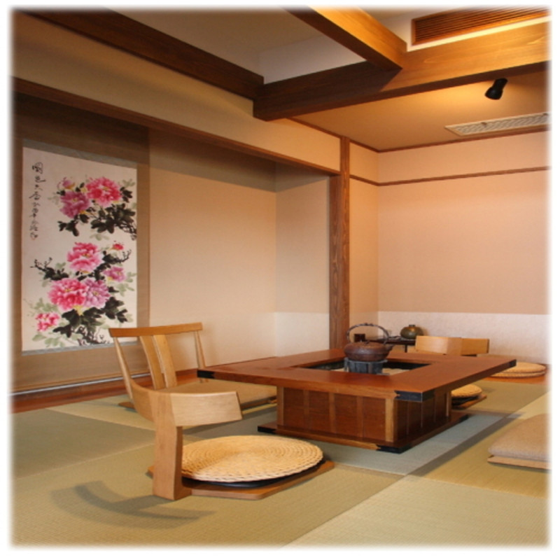 囲炉裏だんらんルーム リビング