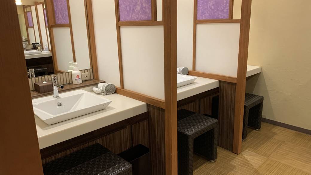 大浴場 パウダールーム / 3