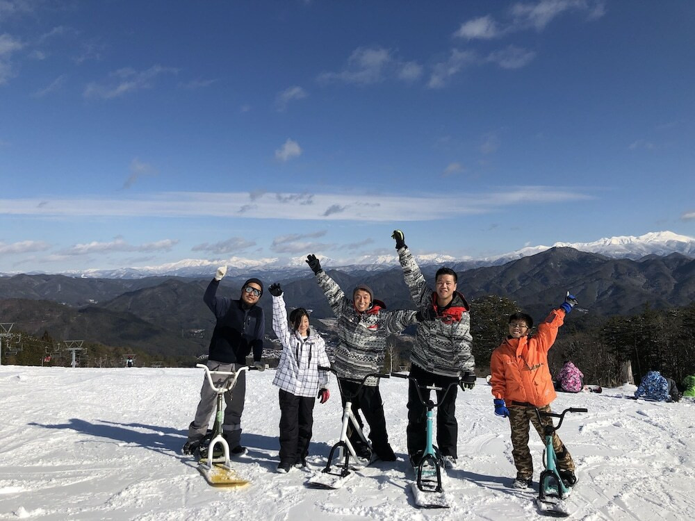 スノー スポーツとスキー