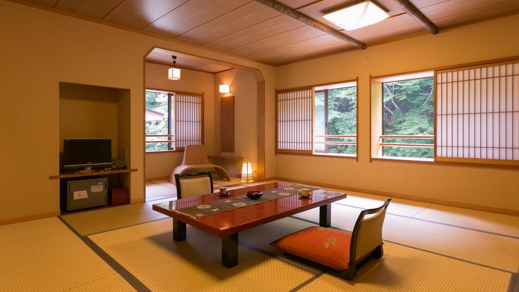 源泉風呂付客室 福寿草 / 1