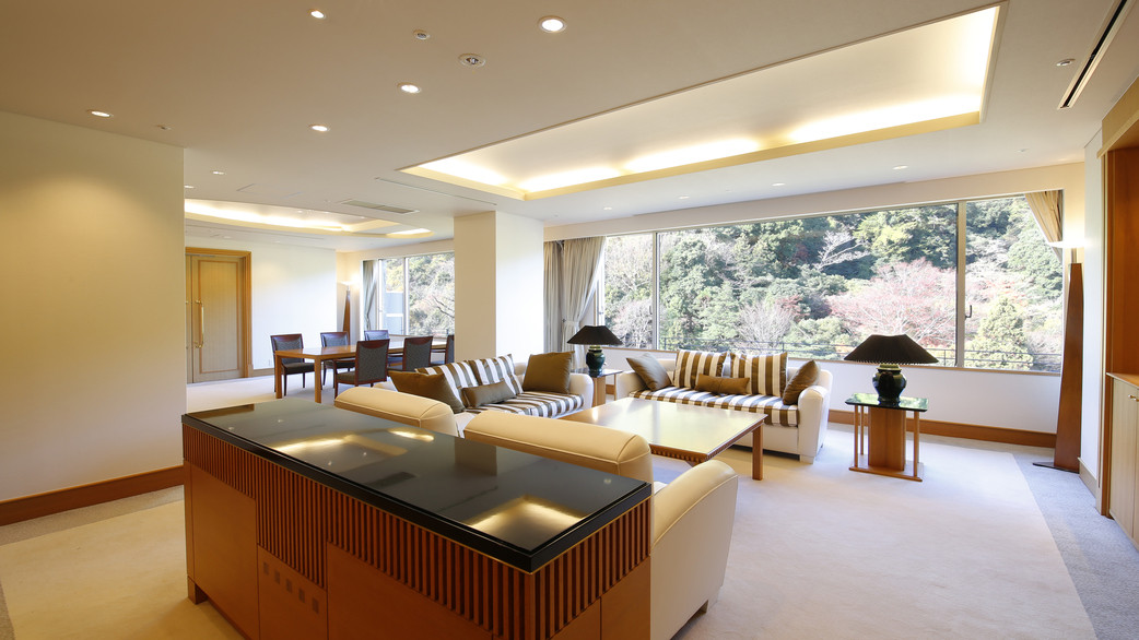 露天風呂付き客室で自然を間近に。落葉山のふもとの絶景宿4248779