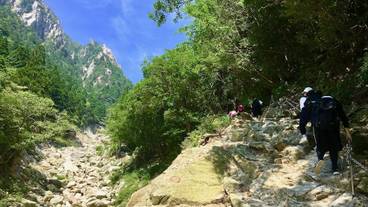 屋外ロック クライミング / 12