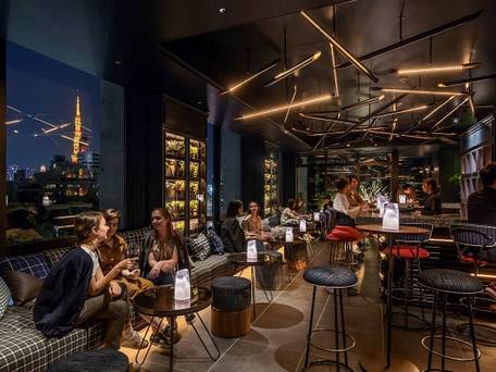 THE LIVELY AZABUJUBAN TOKYO / 1