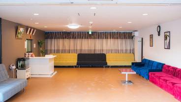 ロビーラウンジ / 3