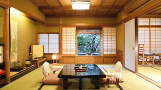 デラックス ルーム ベッド (複数台) 専用バスルーム (8-10 Tatami Mats)