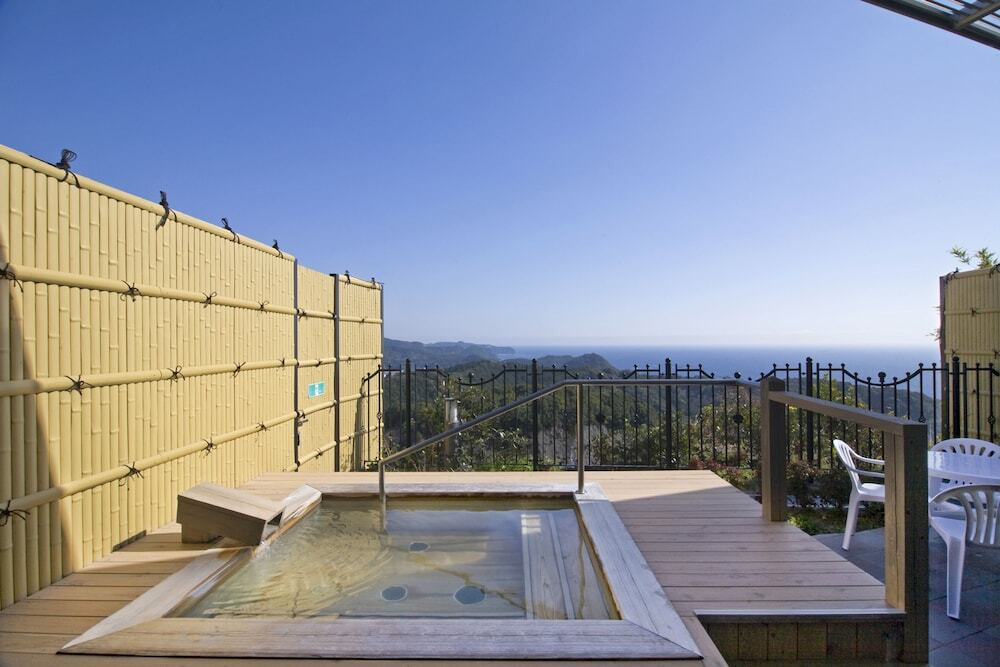 高台から眺める絶景に身も心もデトックス4263810