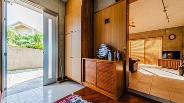 内部エントランス / 3