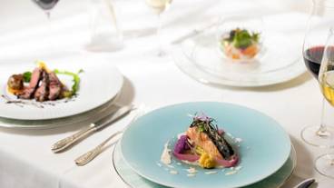 エスカーレ　料理一例 / 1