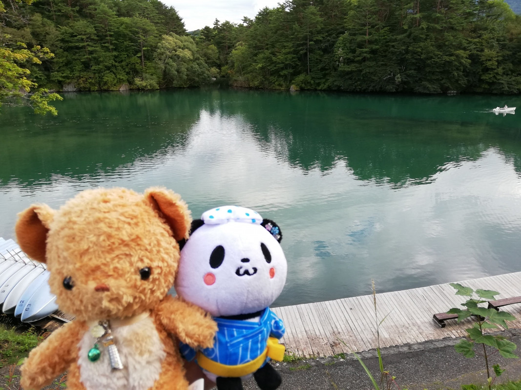 徒歩8分の五色沼