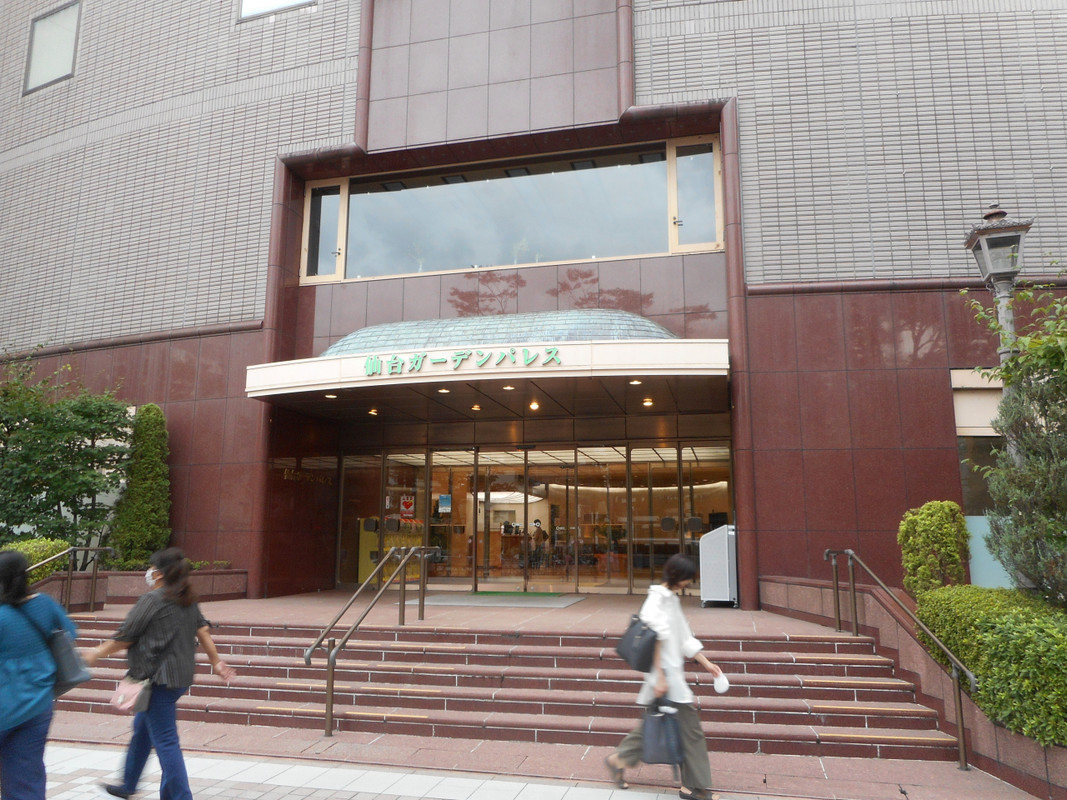 玄関　左側にスロープあり