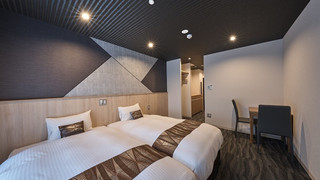 ラージ ツインルーム