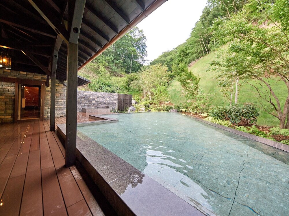 四季折々の景観を楽しめる滞在型リゾートホテル3648797