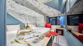 オールトゥギャザー (トリプル)