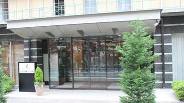 施設の入り口 / 9