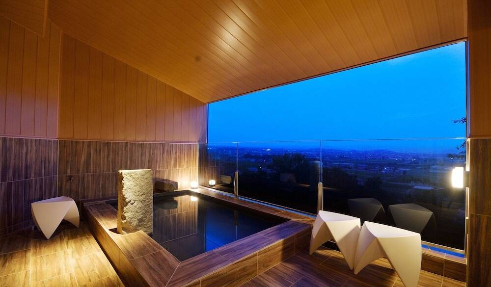 大浴場 半露天風呂 / 1