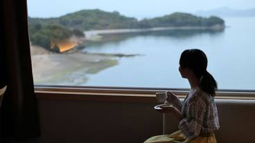 客室内のダイニングエリア / 21