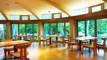 5.源泉かけ流しで疲れを癒す「奥日光 森のホテル」3544313