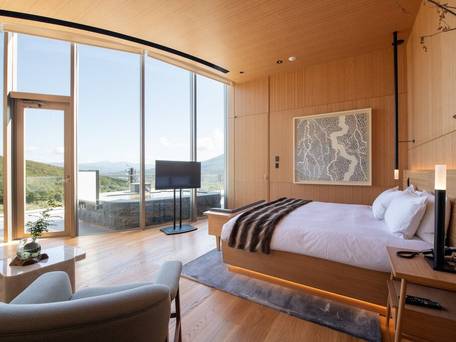 スカイニセコ / 2