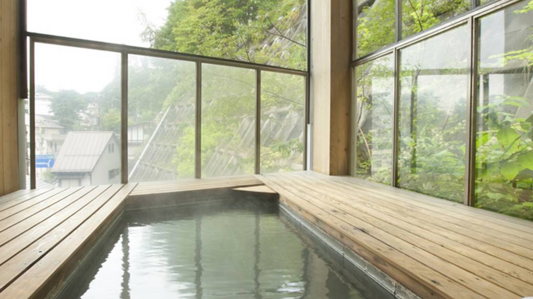 ほっと落ち着ける
足湯やライブラリ / 1