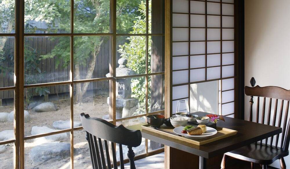 レストラン ルアンでの朝食 / 2