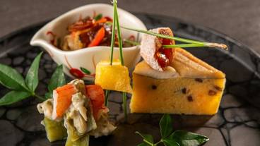 食事・飲み物 / 11