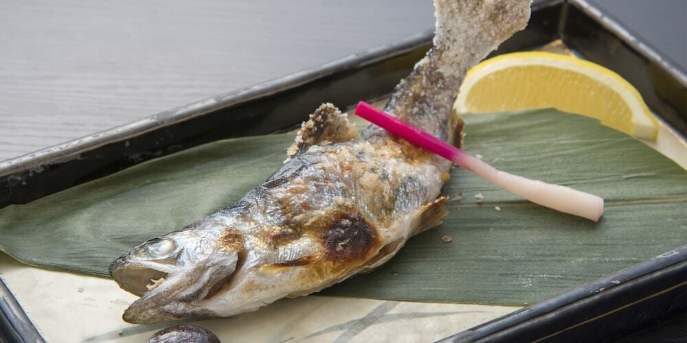 旅館のお食事処