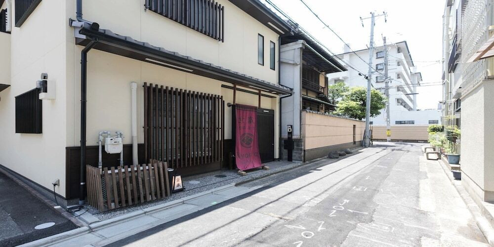 施設の正面