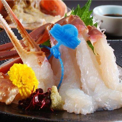夕食はお部屋で
季節の味覚を / 4