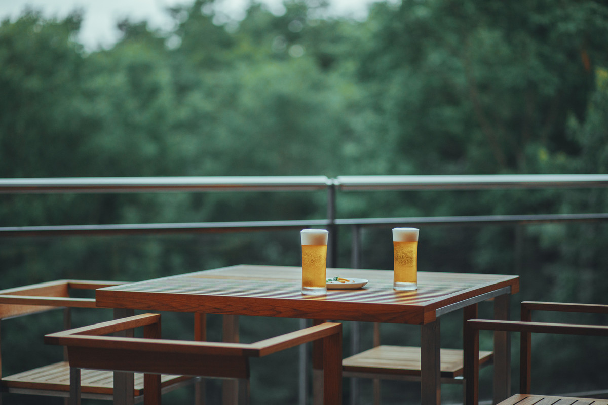 テラス席で乾杯