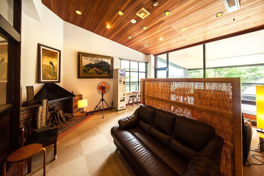 ロビー応接スペース