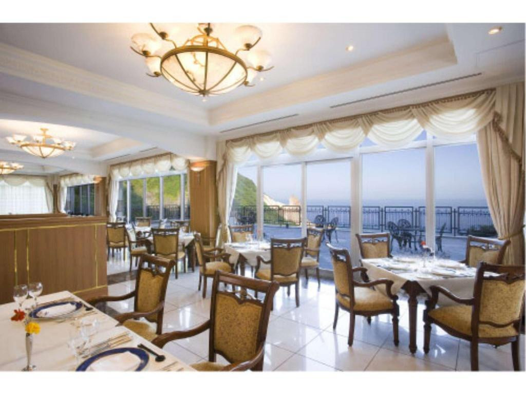 海が見たくなった時におすすめ。天空のお城のようなホテル4287878