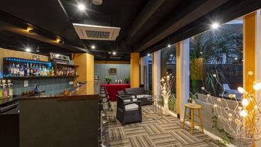 バー (施設内) / 1