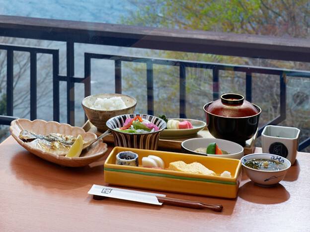 和朝食 / 2
