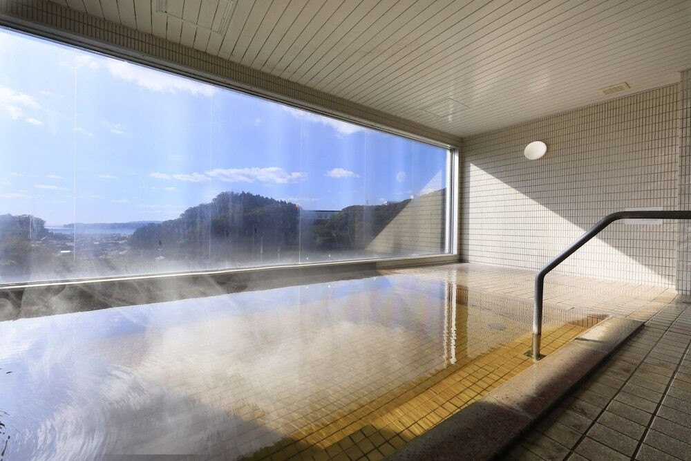 かけ流し温泉付きのコンドミニアム型リゾートホテル4001840