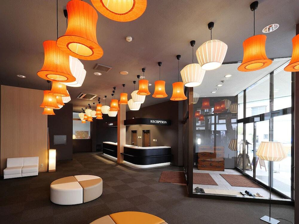 ロビーラウンジ