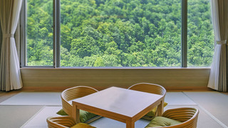 客室温泉展望風呂付和洋室 牛肉コースディナー 禁煙 (50平米・定員4名)