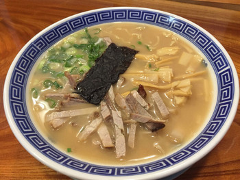 1.とんこつラーメン発祥の店「南京千両本家」1303151