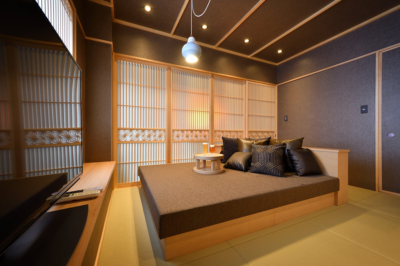 お酒好きカップルにはたまらない♡約130種類もの焼酎がそろう宿3488792